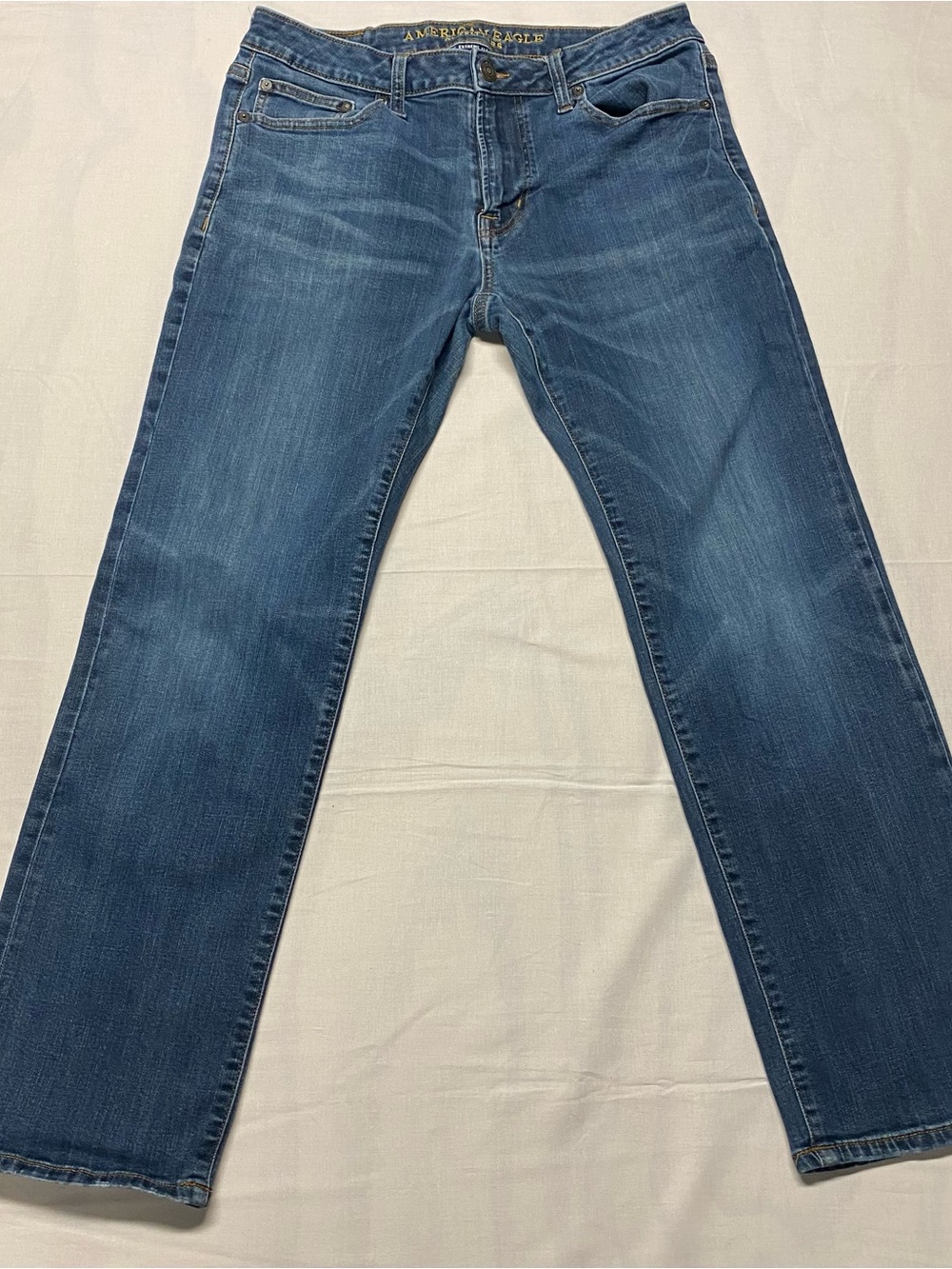 American Eagle Outfitters Men's Medium Blue Straight Jeans